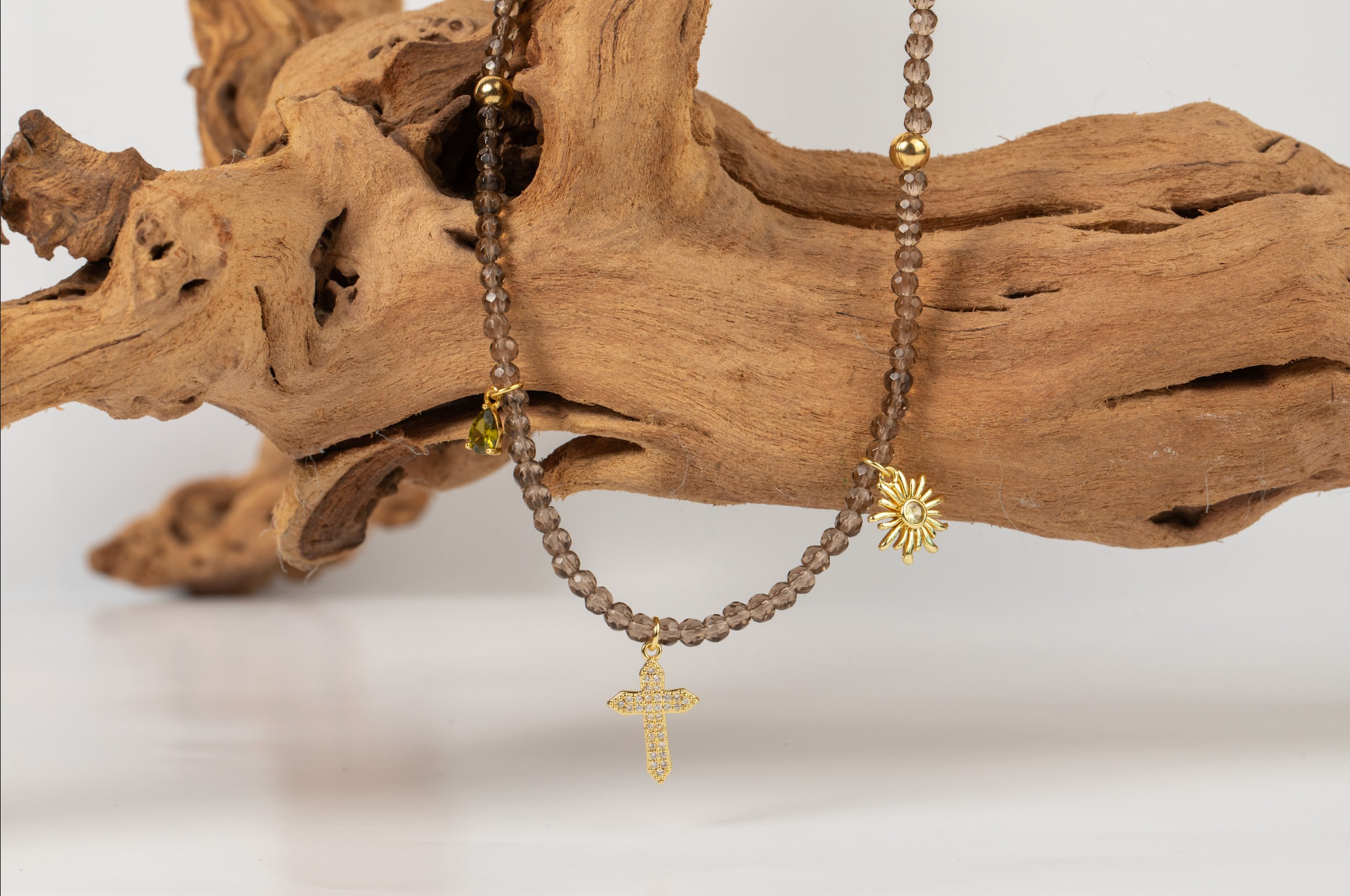 Collar de Cuarzo Humo Mini con Dijes