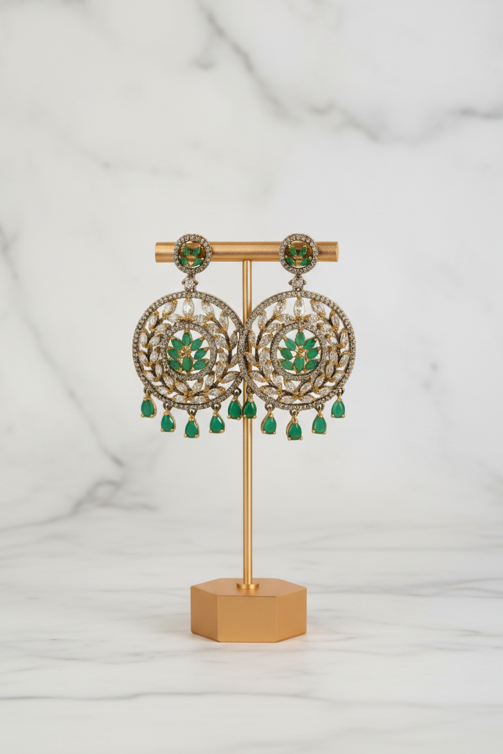 Aretes de Esmeraldas y Retazos de Diamantes Indu