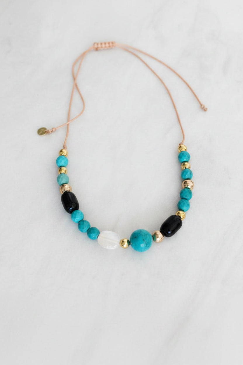 Collar De Hilo Con Turquesa Y Ágata Negra