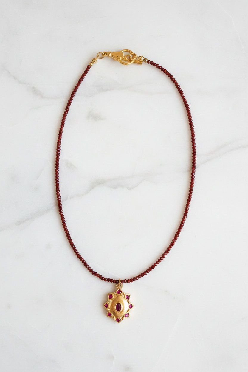 Collar Ankara