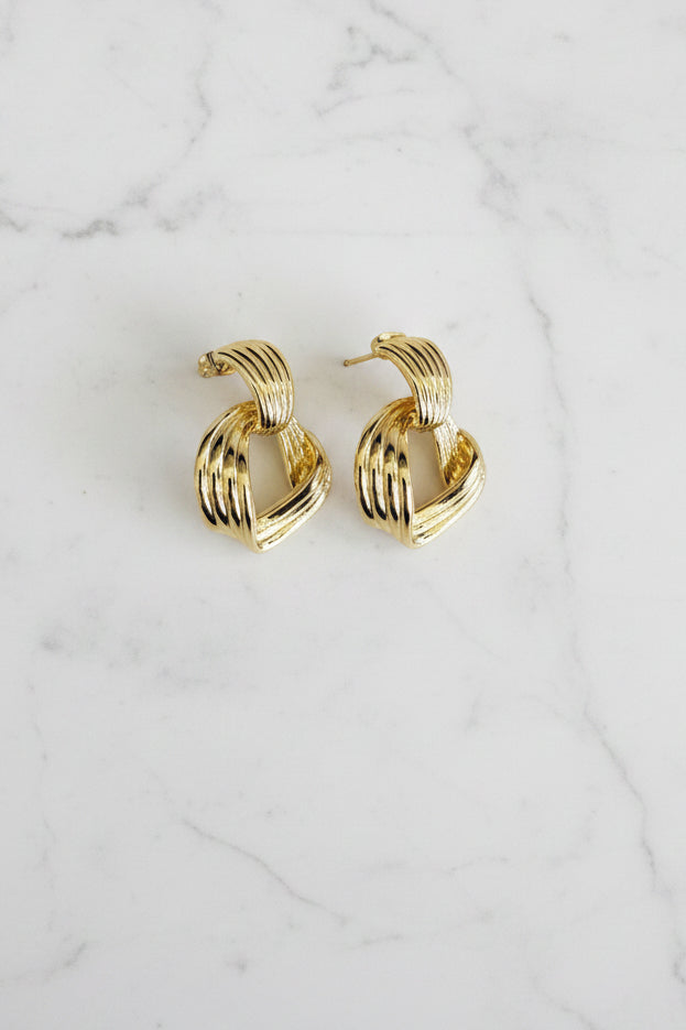 Aretes Nudo GP